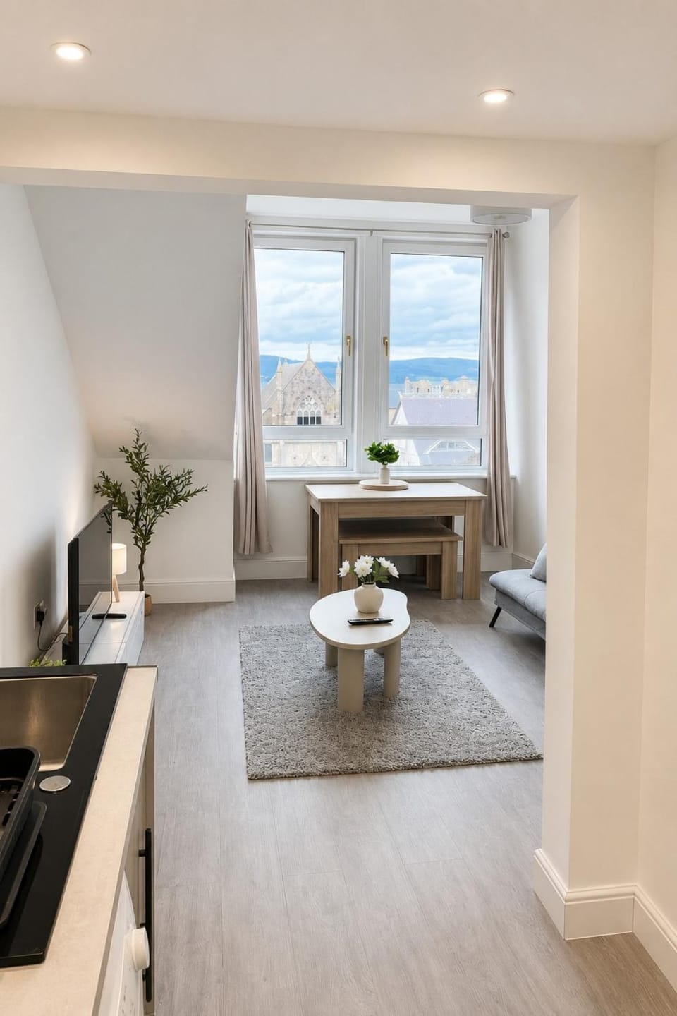 Cosy 2BDR in Greenock - Sleeps 5 - Parking Apartment in Greenock