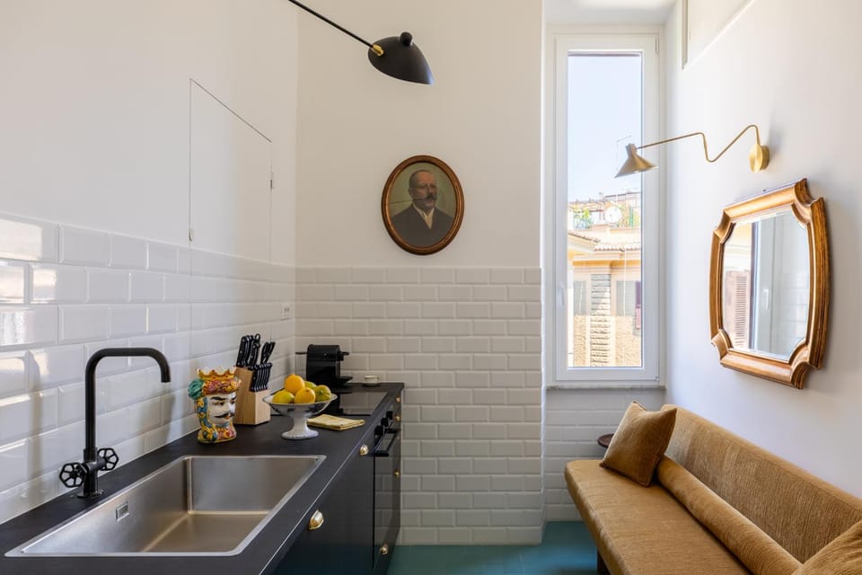 Coffee/tea facilities, Kitchen or kitchenette