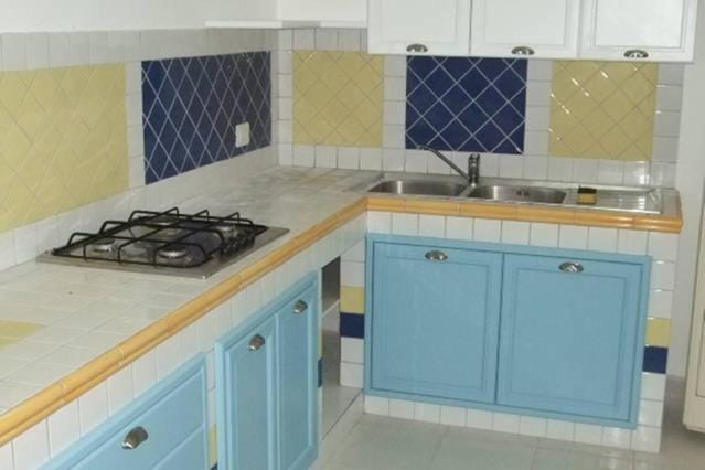 Kitchen or kitchenette, Communal kitchen