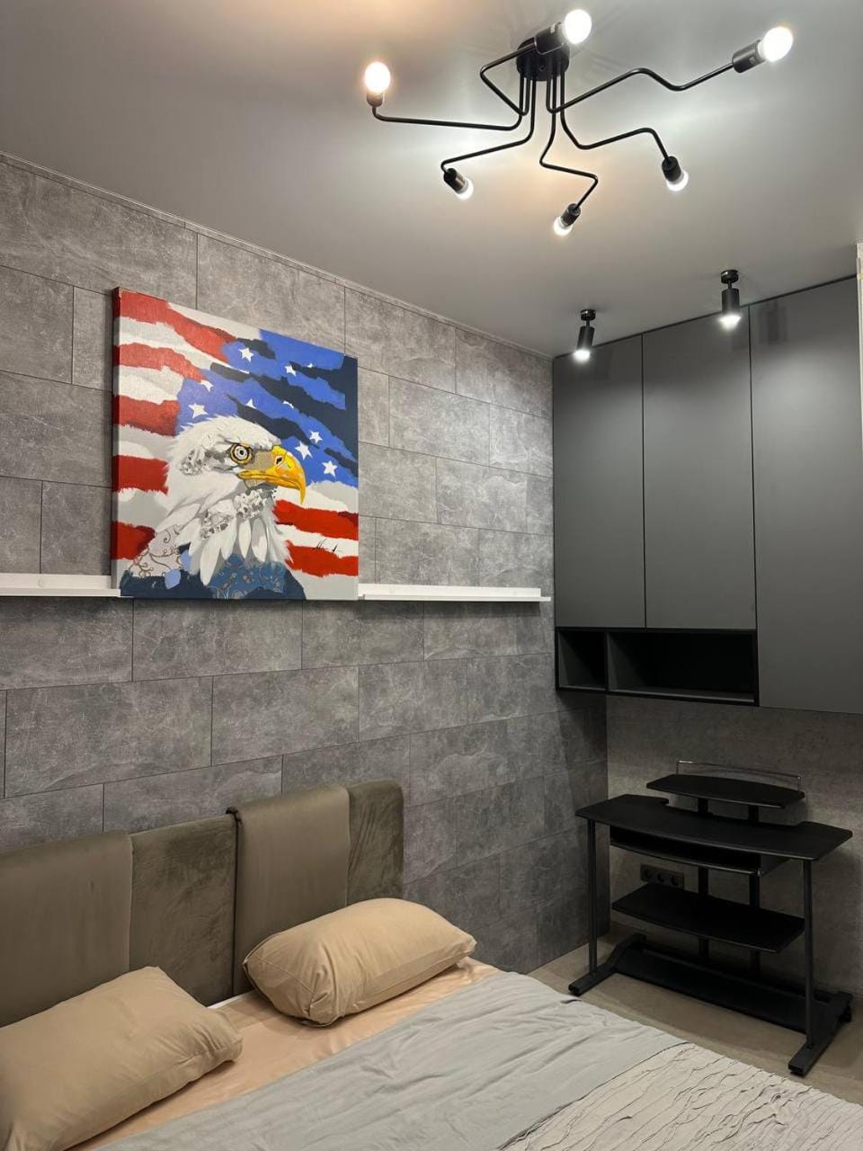 Eagle's Rest Studio 11 Apartment in Odessa