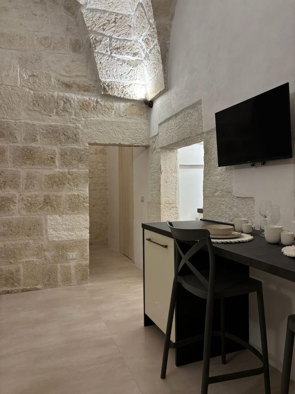 TV and multimedia, Dining area