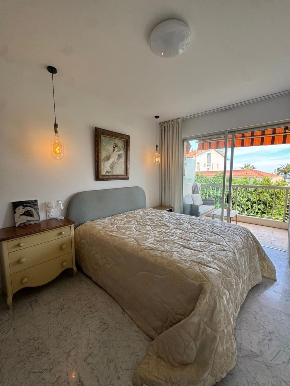 Elegant Riviera Apartment with Large Sunny Terrace Apartment in Villefranche-sur-Mer