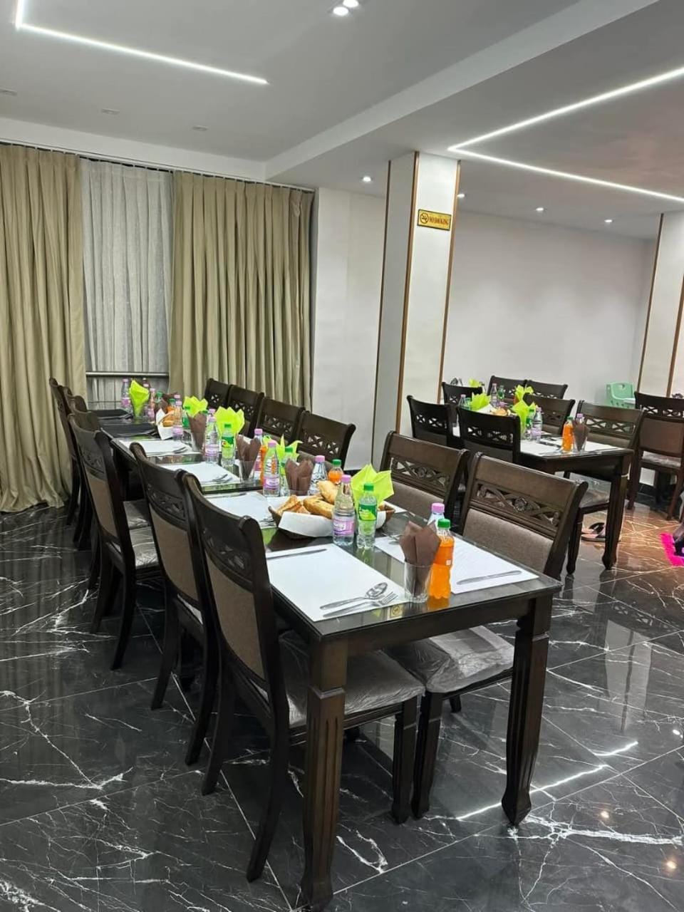 Restaurant/places to eat
