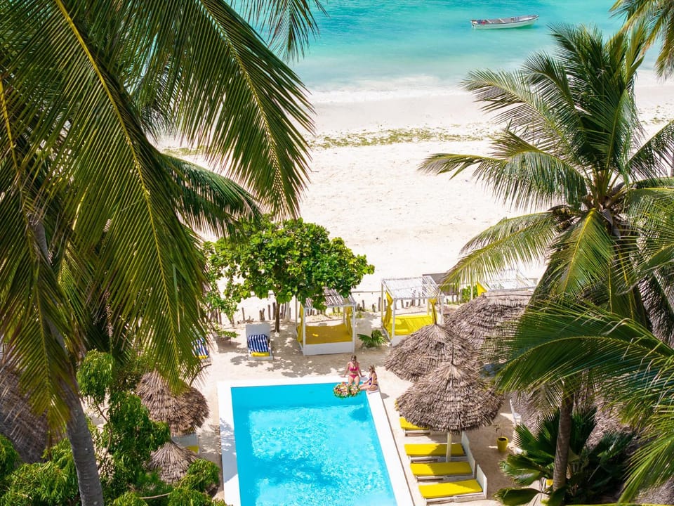Restaurant/places to eat, Day, Natural landscape, Garden view, Sea view, Swimming pool