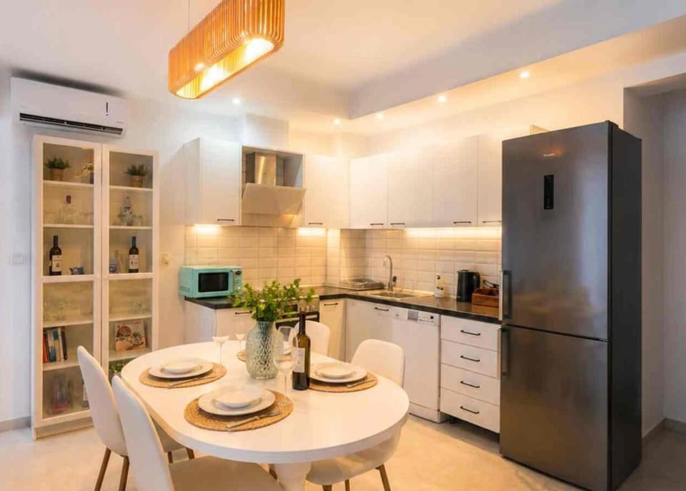 Garden apartment with private jacuzzi Apartment in Halkidiki