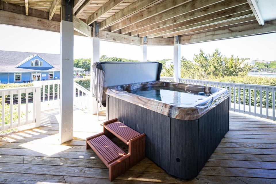 Newly Renovated home with Pool GameRm Community Perks House in Corolla