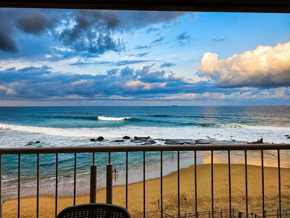 THE VIEW Luxury Beachfront Apartment in Umdloti Apartment in KwaZulu-Natal