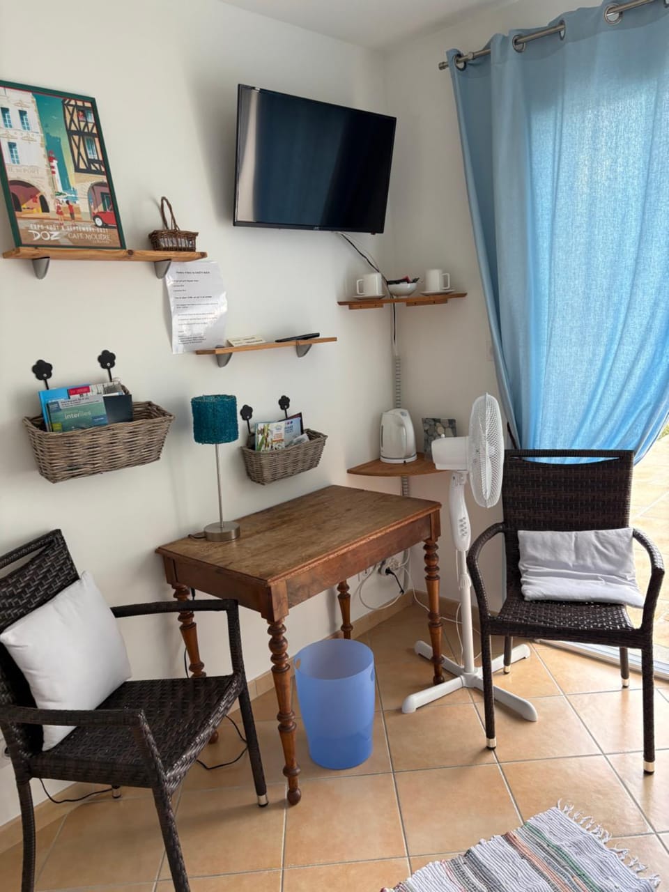 Chambre d'hôtes les Galets Bleus Bed and Breakfast in La Rochelle