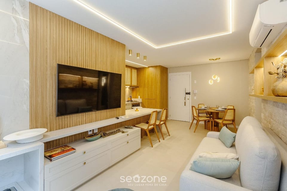TV and multimedia, Living room, Dining area
