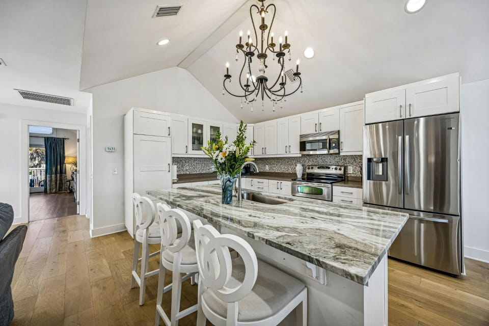 Remodeled & modern coastal escape duplex with pool, close to beach House in Fernandina Beach
