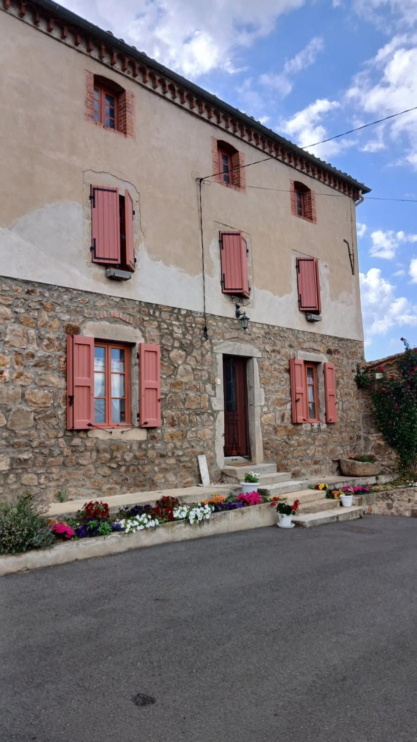 Chez Phil et Marie Vacation rental in Auvergne-Rhône-Alpes