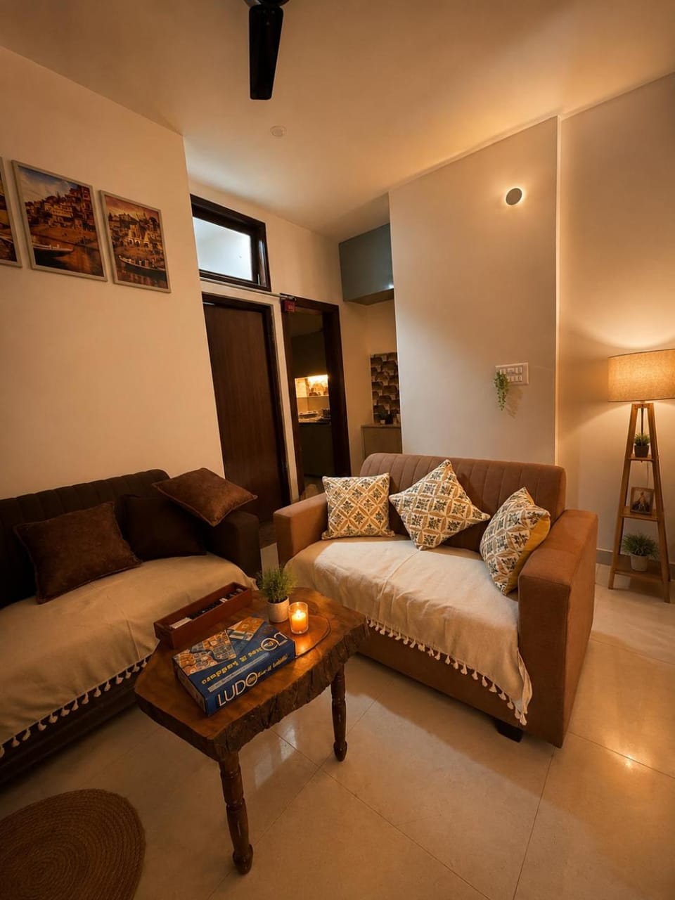 The zenvy house Near kashi vishwanath and railway station Bed and Breakfast in Varanasi