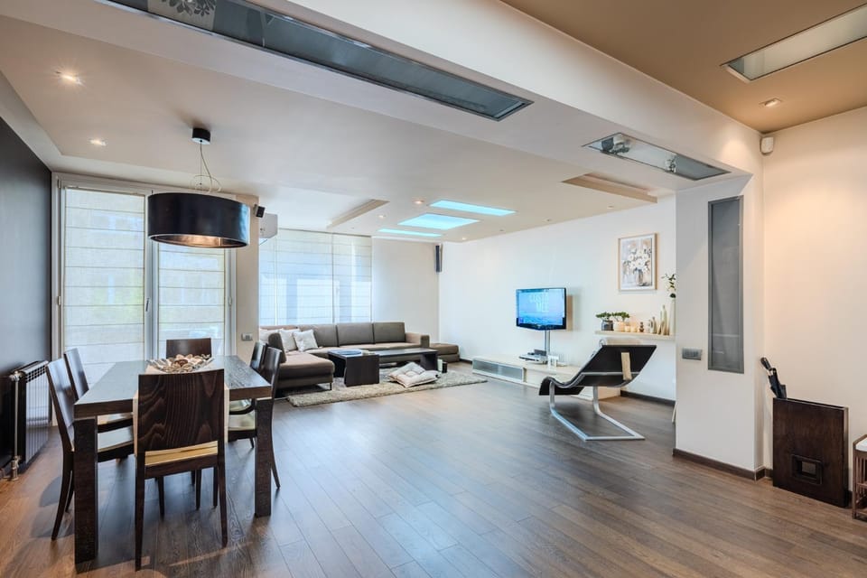 TV and multimedia, Living room, Seating area