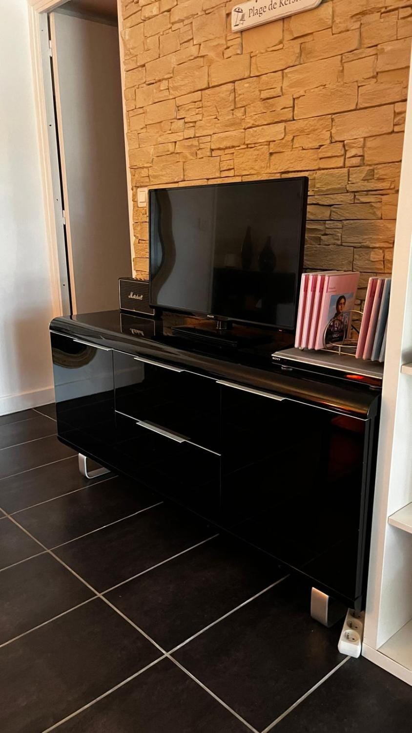 Communal lounge/ TV room, TV and multimedia