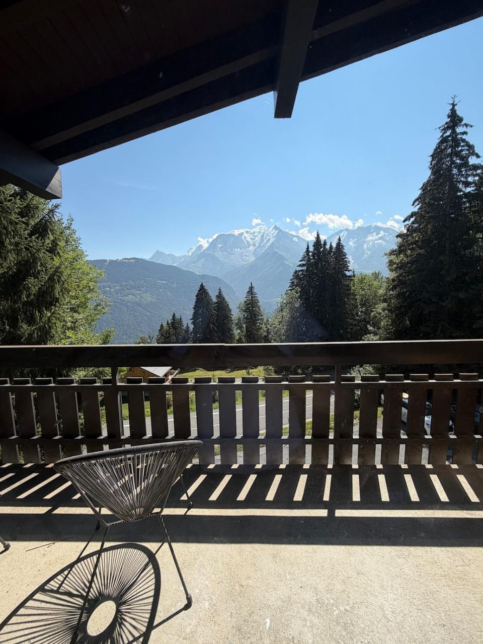 Balcony/Terrace, Mountain view
