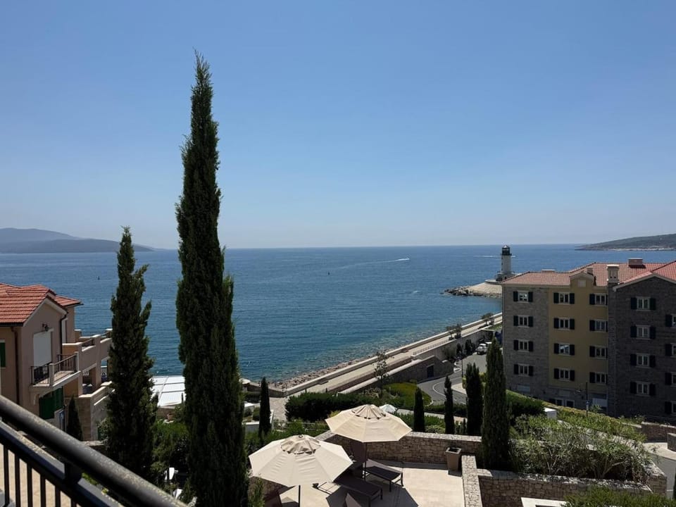 One bedroom apartment - Lustica Bay Marina Apartment in Kotor Municipality