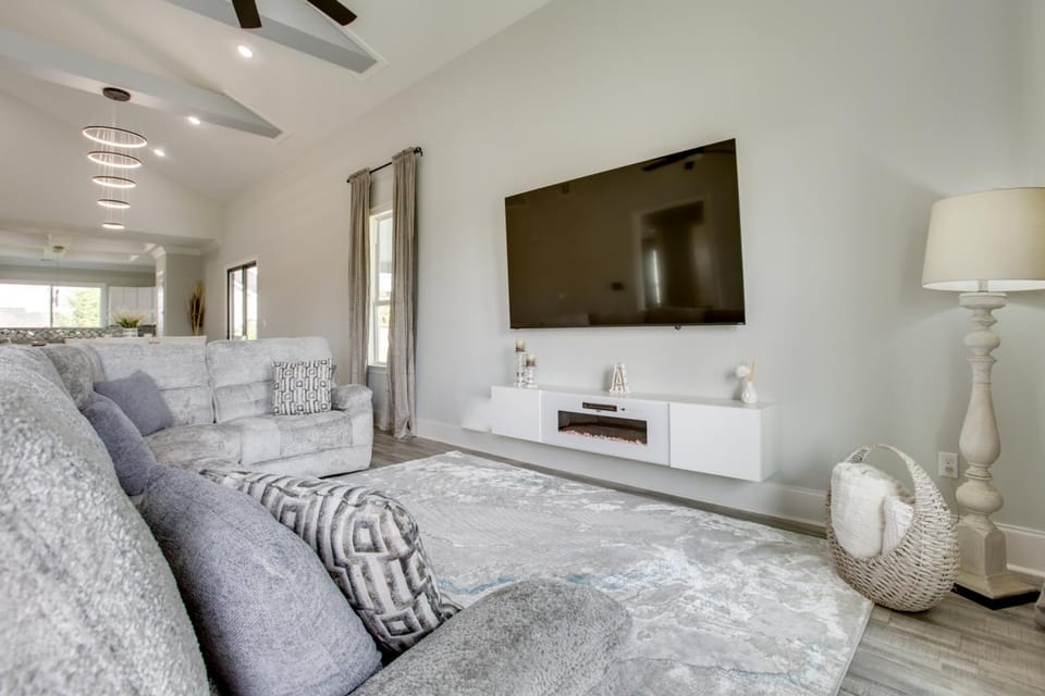 4 Mi to New Orleans! Extended Stay in Arabi House in Arabi