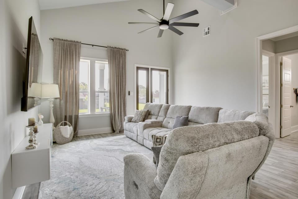 4 Mi to New Orleans! Extended Stay in Arabi House in Arabi