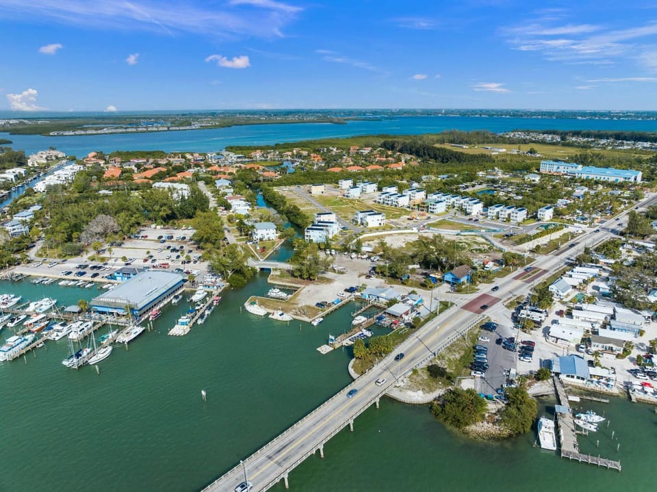 Sea and Sand at Hunters Point A Luxury Waterfront Villa Escape by Mainsail Vacation Rentals House in Bradenton Beach