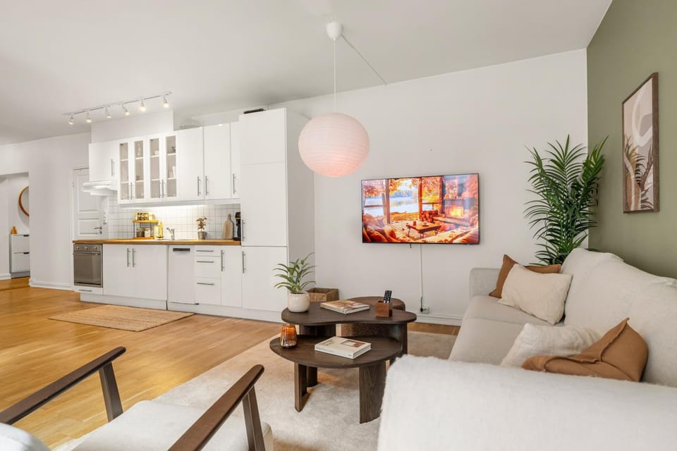 Living room, Seating area, pet friendly