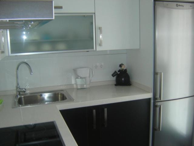 Apartamento Viveiro, Terraza Grande, 2 dormitorios 2 baños, piscinas, parking, tenis, club social Apartment in A Mariña Occidental