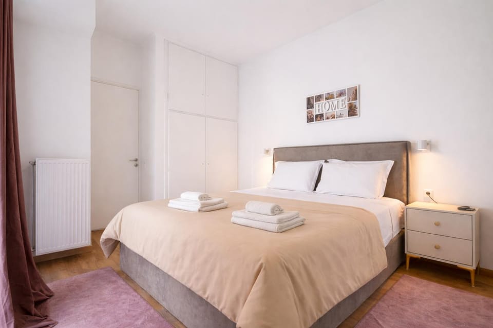 Grand Superior Nest No 31 Apartment in Athens