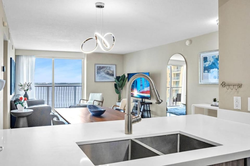 Luxury Ocean View Condo Prime Brickell Location Apartment in Brickell