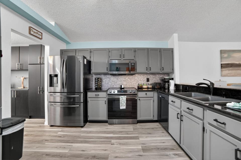 Woodland Home, Private Escape close to Disney home House in Kissimmee