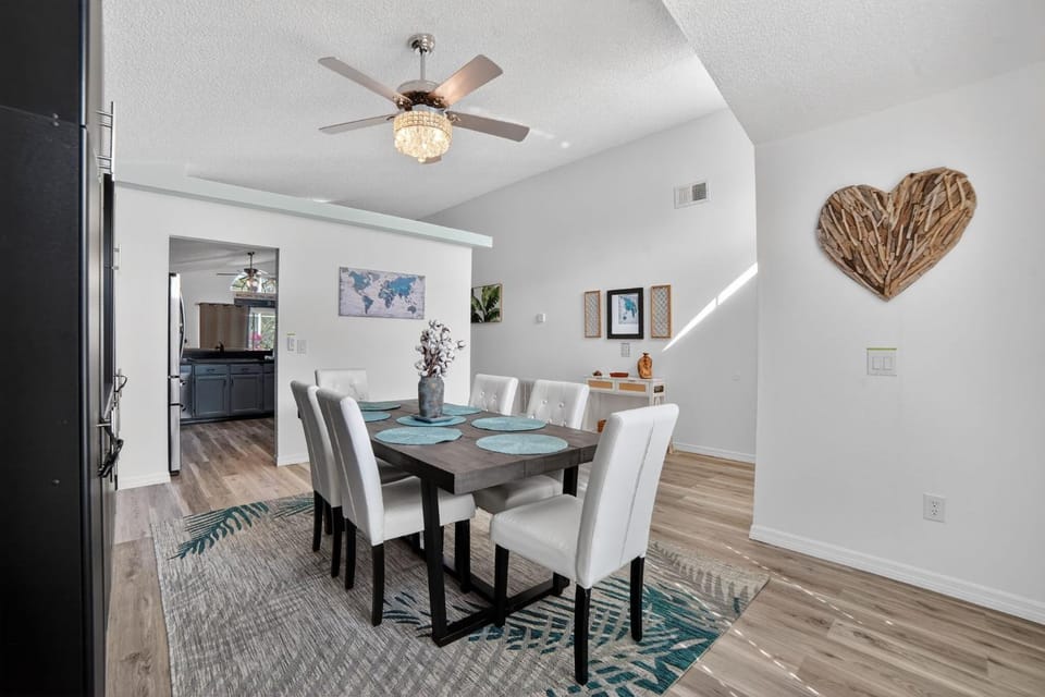 Woodland Home, Private Escape close to Disney home House in Kissimmee