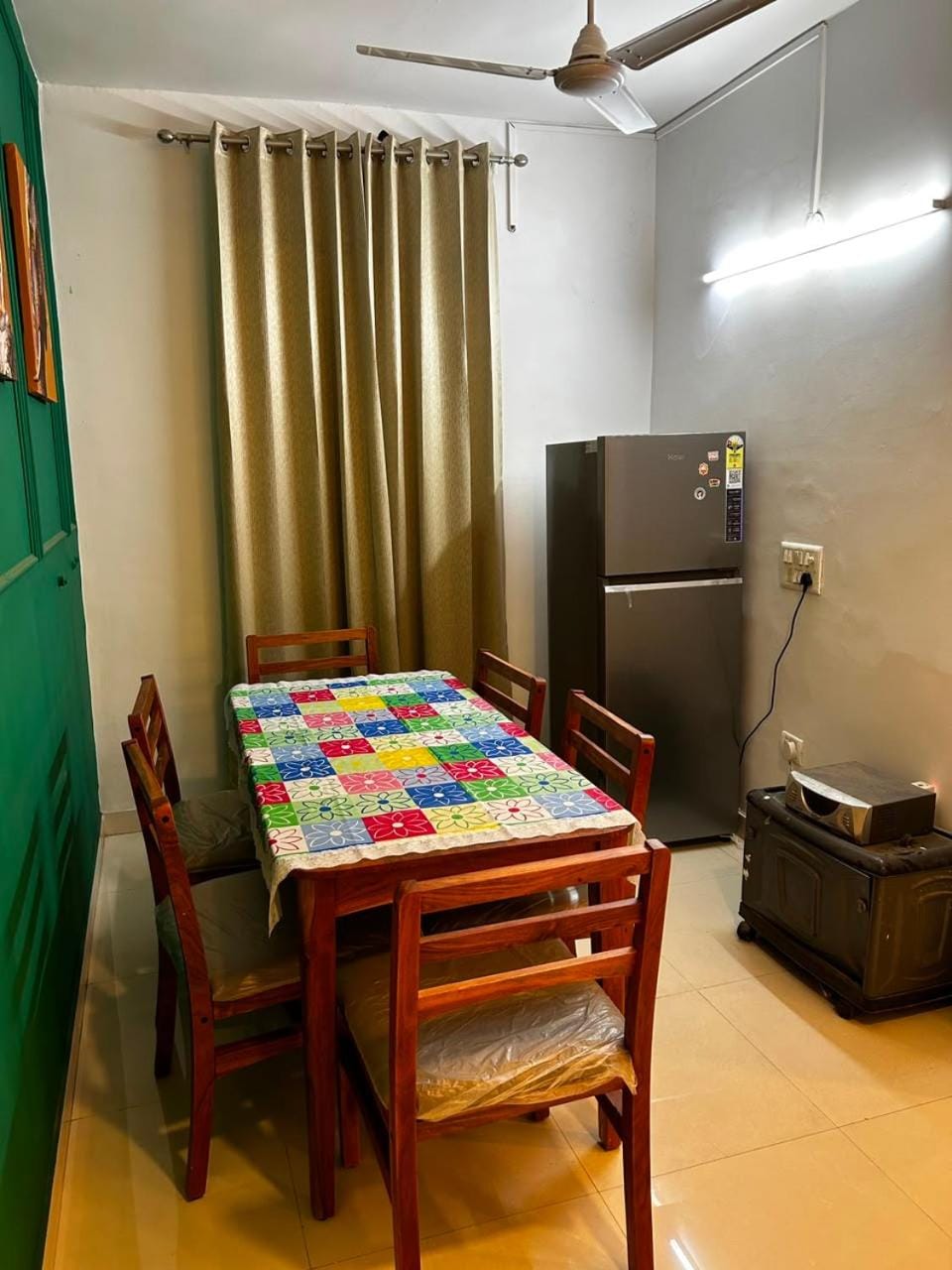 The Designer 3BHK near Qutub Minar Apartment in New Delhi