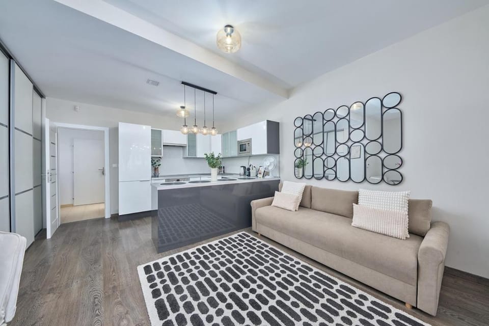Laurinska Avenue Studio for 4 Apartment in Bratislava