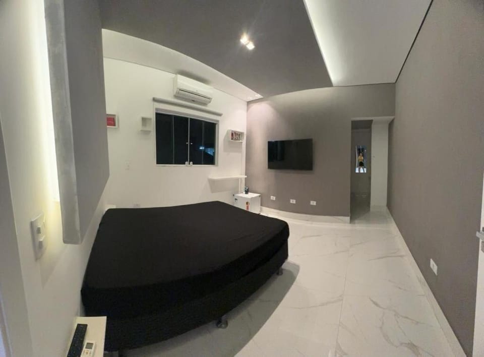 Casa no Guarujá com Piscina Aquecida House in State of São Paulo