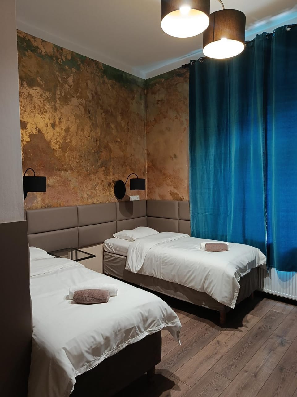 Bathroom, Location, flat iron, hair dryier, towels