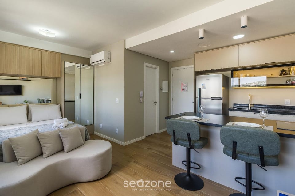 Bed, TV and multimedia, Kitchen or kitchenette, Dining area