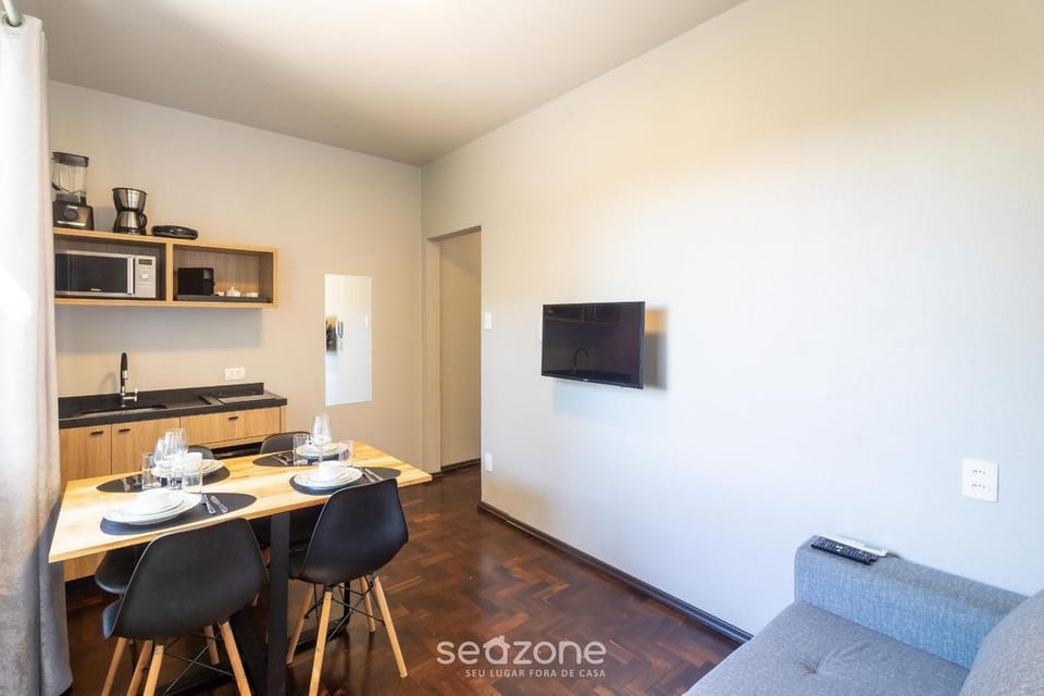TV and multimedia, Photo of the whole room, Bedroom