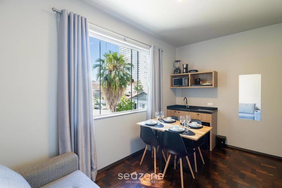 Kitchen or kitchenette, Bedroom