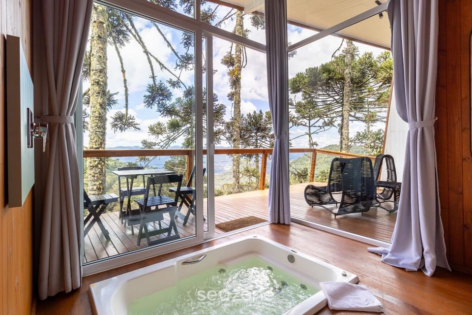 Hot Tub, Mountain view