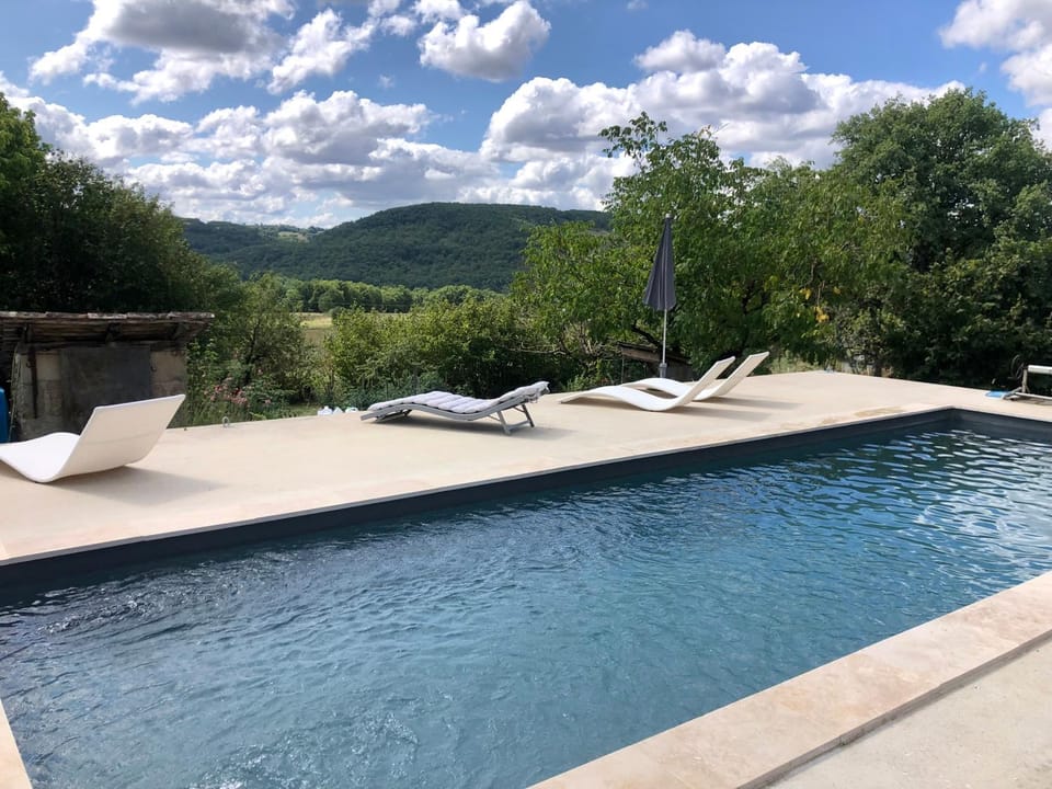 Natural landscape, Mountain view, Pool view, Swimming pool, sunbed