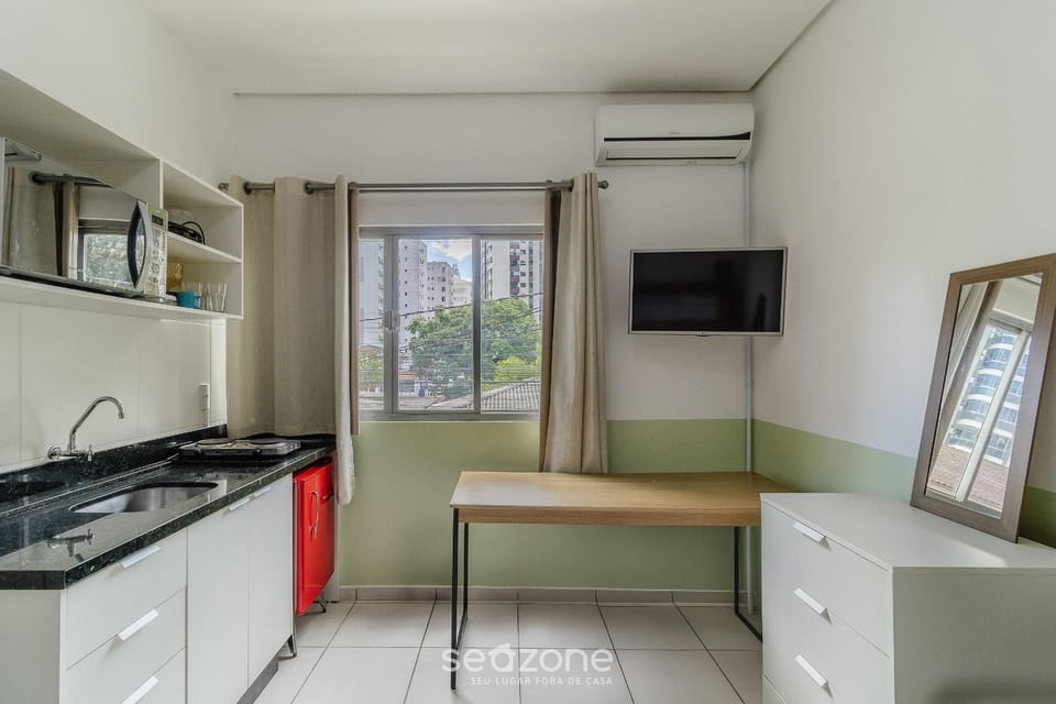 Communal lounge/ TV room, Kitchen or kitchenette