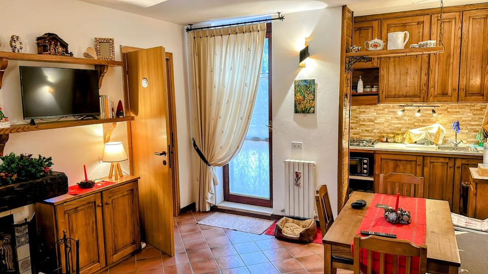 Kitchen or kitchenette, pet friendly
