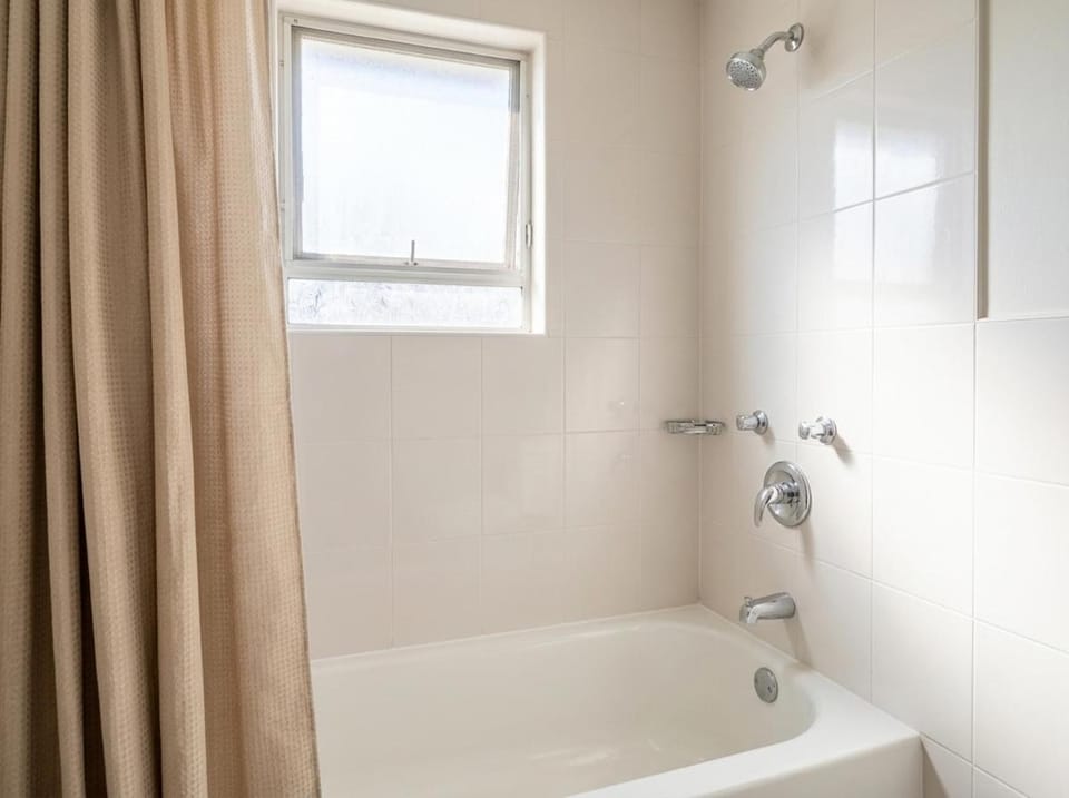 Bathroom, Bath