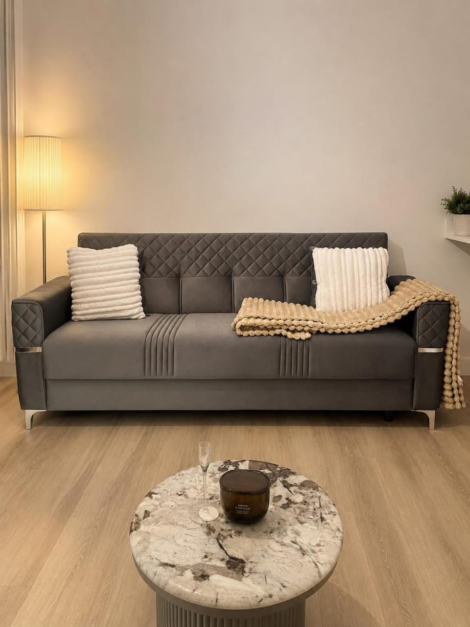 Modern apartment with private balcony Apartment in Uxbridge