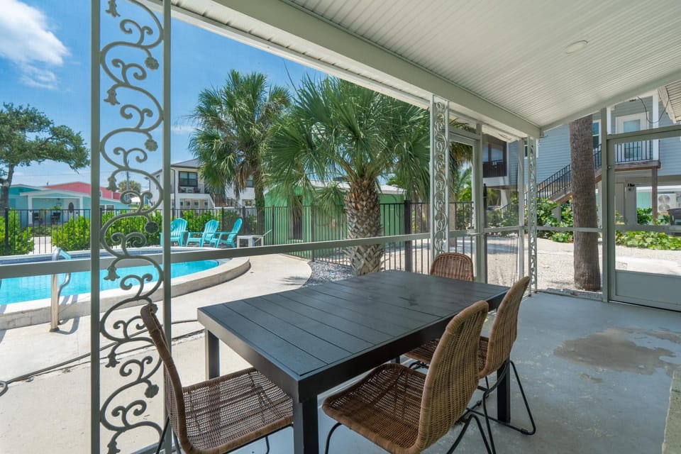 Dune Your Thing A&B by Sun Palace Vacations House in Estero Island