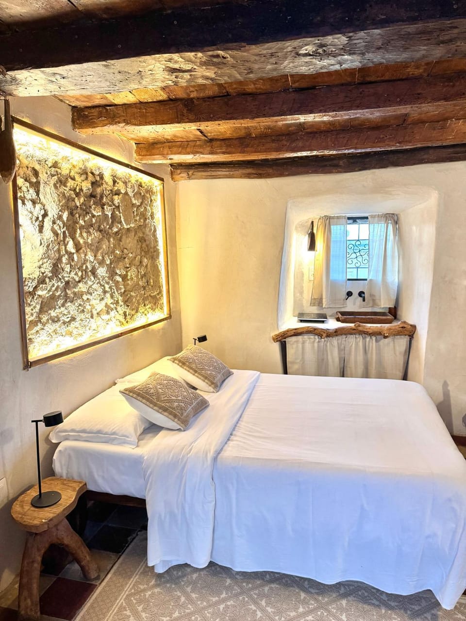 Kalma Elephant Tower Rustic Studios Apartment in Cagliari