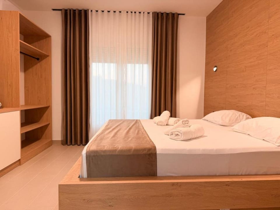 Reis Luxury Residence Apartment in Ulcinj