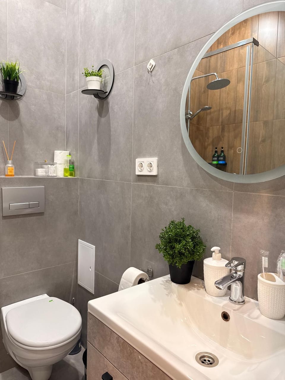 Toilet, Bathroom