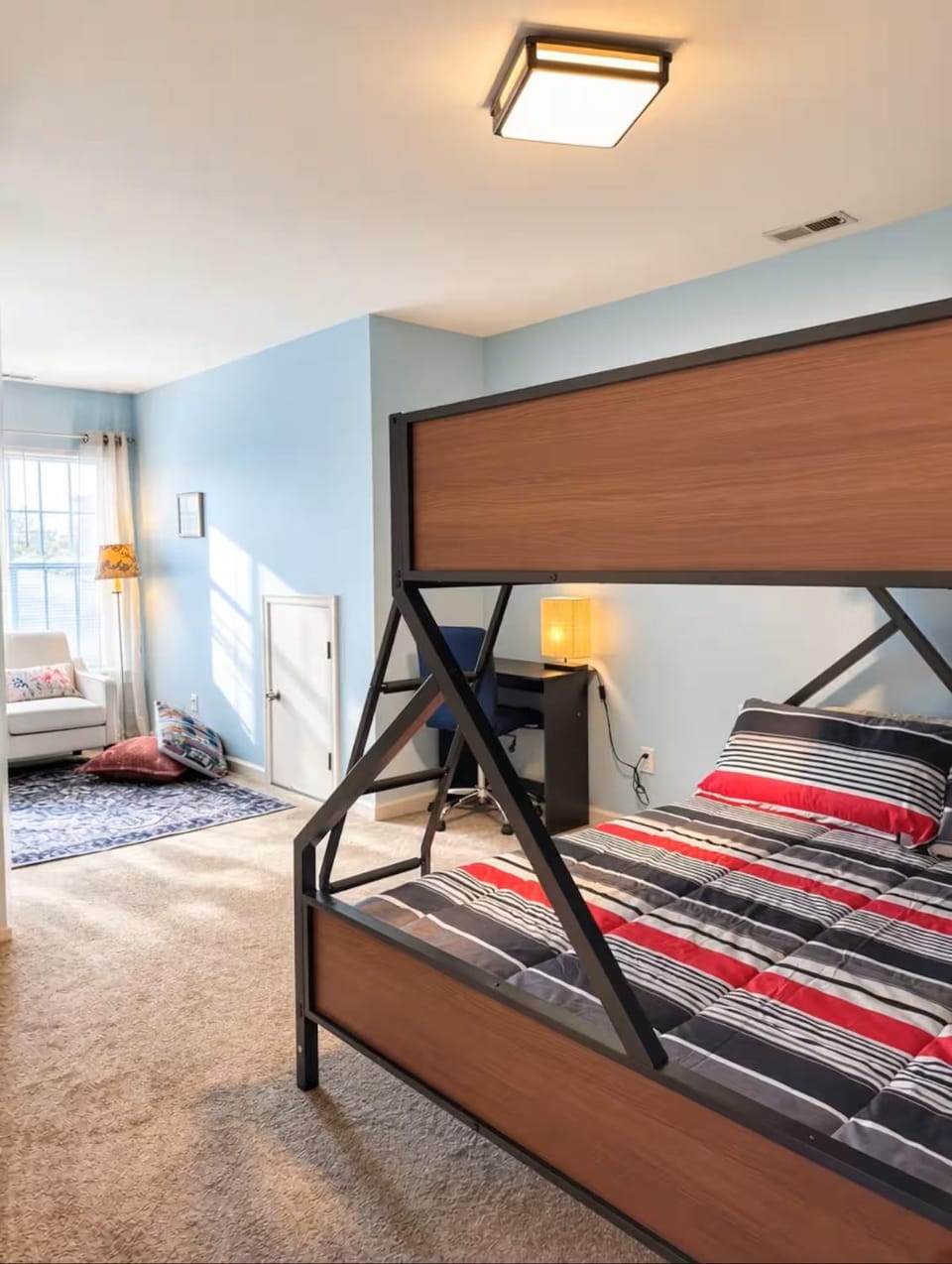 Seascape Stay by GMTS LLC Bed and Breakfast in Norfolk