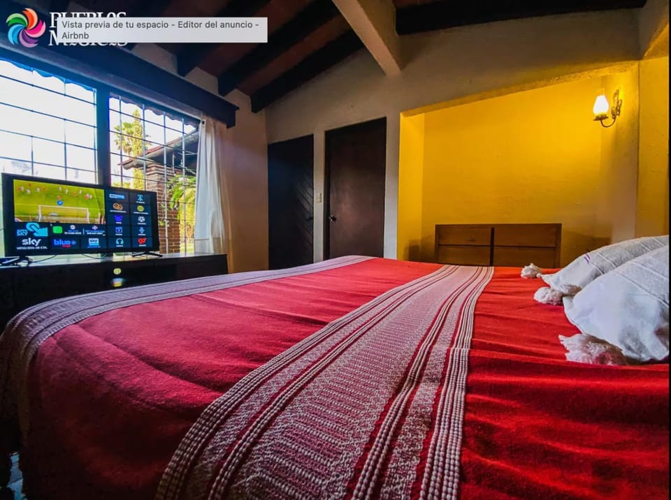 Casa céntrica en Tepoz jardín panorámico y wifi House in Tepoztlan