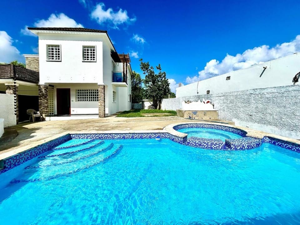 Villa Fidelina Picsina Villa in María Trinidad Sánchez Province