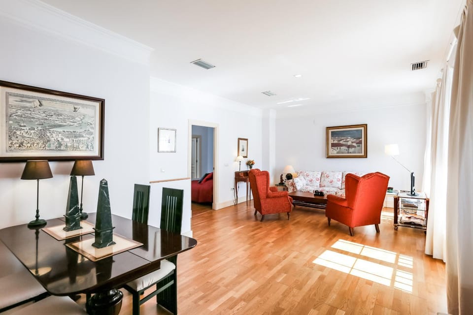 Communal lounge/ TV room, Living room